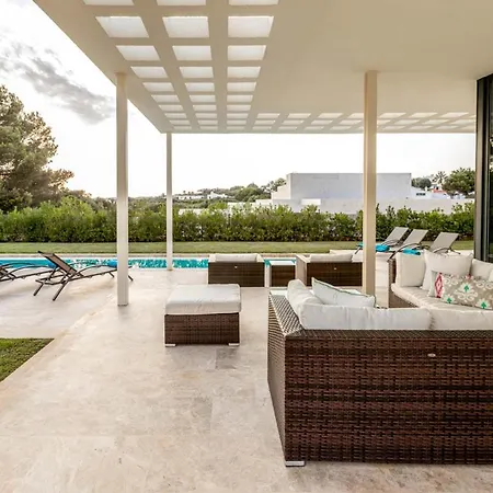 Binibequer Vell Sleeps 10 With Pool Air Con And Wifi Villa