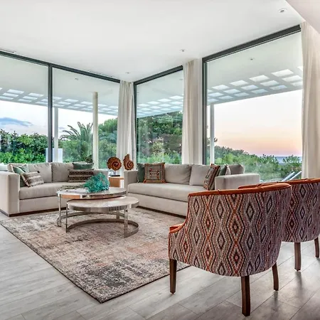 Binibequer Vell Sleeps 10 With Pool Air Con And Wifi * Binibeca
